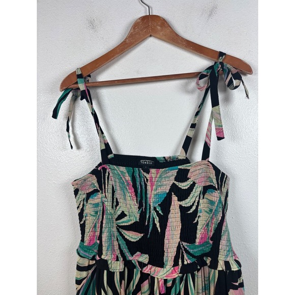 Torrid Women's 1 1X Midi Leaf‎ Print Rayon Smocked Tie Strap Dress Tropical NWT - Picture 9 of 10
